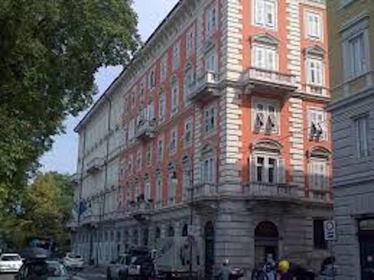 Le Stanze Di Miramare B&B Boutique Trieste Exteriör bild